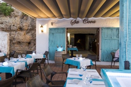 Španielsko Menorca Barceló Hamilton Menorca - Adults Only 5 dňový pobyt Polpenzia Letecky Letisko: Budapešť October 2026 ( 6/10/26-10/10/26)