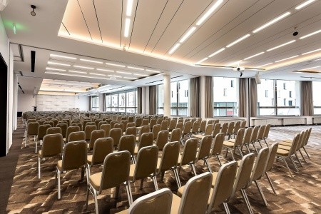 Česká republika Južná Morava Best Western Premier Hotel International 5 dňový pobyt Raňajky Vlastná November 2025 ( 7/11/25-11/11/25)