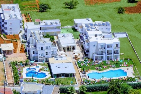 Yiannis Manos Resort
