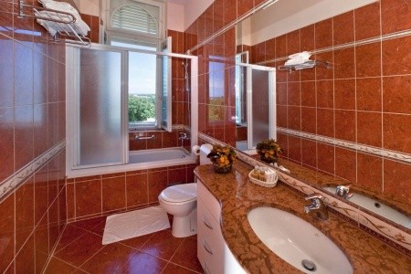 Laguna Bellevue Apartments - 20