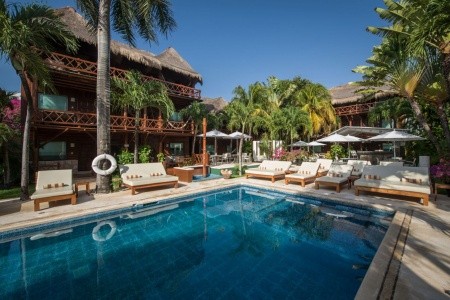 Magic Blue Boutique - 18