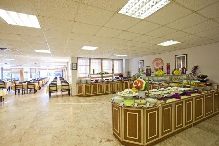 Turecko Alanya Titan Club 14 dňový pobyt Ultra All inclusive Letecky Letisko: Praha June 2026 ( 9/06/26-22/06/26)