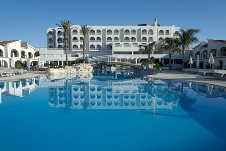 Larnaca s polopenzí 2023 - Radisson Beach Resort Larnaca (Ex. Princess Beach)