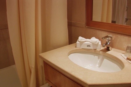 Madeira  Quinta Do Estreito 8 dňový pobyt Polpenzia Letecky Letisko: Praha October 2025 (20/10/25-27/10/25)