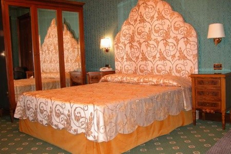 Taliansko Benátky Corte Contarina 6 dňový pobyt Raňajky Letecky Letisko: Praha January 2026 ( 3/01/26- 8/01/26)