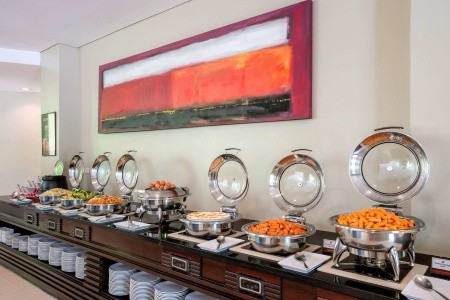 Thajsko Phuket Ibis Patong Phuket 13 dňový pobyt Polpenzia Letecky Letisko: Praha August 2026 ( 1/08/26-13/08/26)