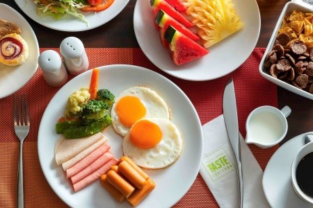 Thajsko Phuket Ibis Patong Phuket 13 dňový pobyt Polpenzia Letecky Letisko: Praha August 2026 ( 1/08/26-13/08/26)