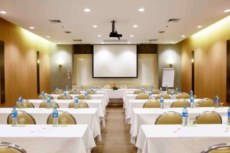 Thajsko Phuket Ibis Patong Phuket 13 dňový pobyt Polpenzia Letecky Letisko: Praha August 2026 ( 1/08/26-13/08/26)