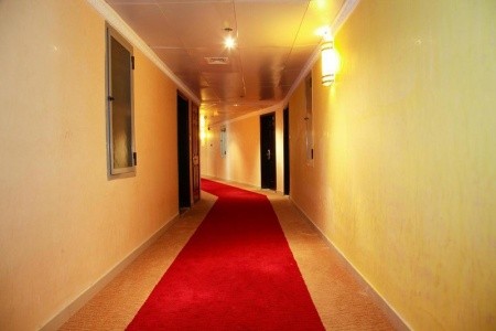 Spojené arabské emiráty Ajman Crown Palace 5 dňový pobyt Raňajky Letecky Letisko: Praha November 2025 (29/11/25- 3/12/25)