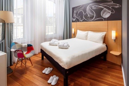 Veľká Británia Edinburgh Ibis Edinburgh Centre South Bridge 4 dňový pobyt Raňajky Letecky Letisko: Praha October 2026 (19/10/26-22/10/26)