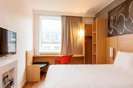 Veľká Británia Edinburgh Ibis Edinburgh Centre South Bridge 4 dňový pobyt Raňajky Letecky Letisko: Praha October 2026 (19/10/26-22/10/26)