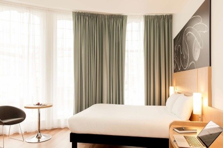 Veľká Británia Edinburgh Ibis Edinburgh Centre South Bridge 4 dňový pobyt Raňajky Letecky Letisko: Praha October 2026 (19/10/26-22/10/26)
