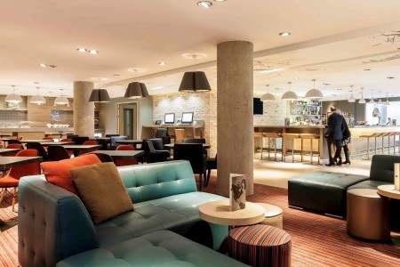 Veľká Británia Edinburgh Ibis Edinburgh Centre South Bridge 4 dňový pobyt Raňajky Letecky Letisko: Praha October 2026 (19/10/26-22/10/26)