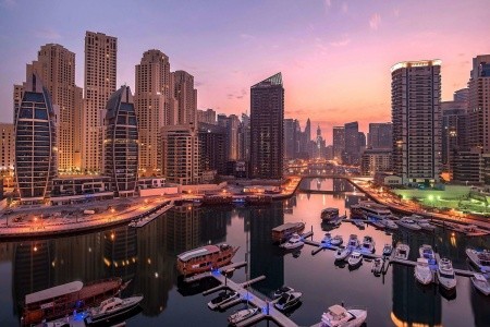 Spojené arabské emiráty Dubaj Jannah Marina Bay Suites 8 dňový pobyt Raňajky Letecky Letisko: Praha júl 2022 (17/07/22-24/07/22)