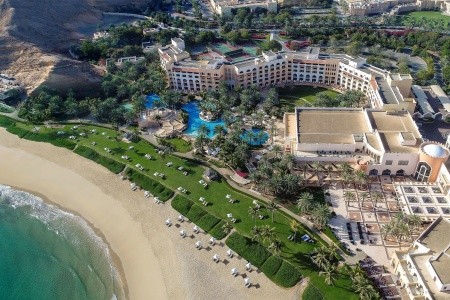 Omán Muscat Shangri-La Barr Al Jissah Resort & Spa 8 dňový pobyt Plná penzia Letecky Letisko: Praha december 2022 ( 9/12/22-16/12/22)