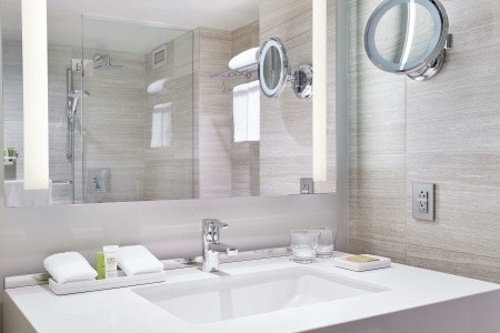 Millennium Hilton New York One Un Plaza - 31