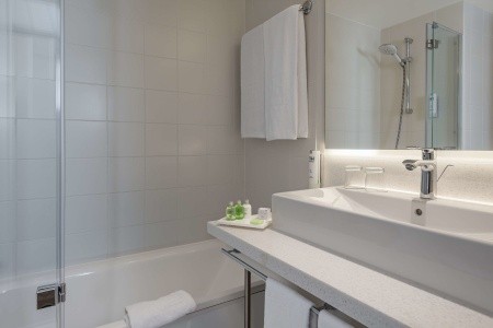 Nemecko Hamburg Nh Hamburg Altona 5 dňový pobyt Bez stravy Vlastná May 2026 (29/05/26- 2/06/26)