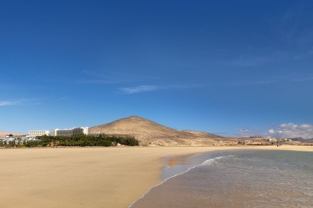 Kanárske ostrovy Fuerteventura Meliá Fuerteventura (Playa Barca) 8 dňový pobyt Polpenzia Letecky Letisko: Viedeň február 2023 ( 7/02/23-14/02/23)