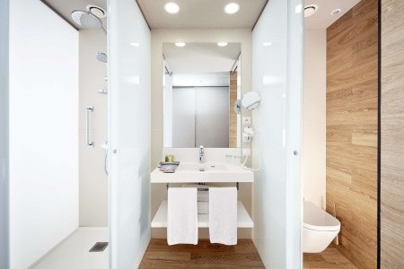 Česká republika Praha a okolie Occidental Praha 8 dňový pobyt Raňajky Vlastná March 2026 ( 4/03/26-11/03/26)