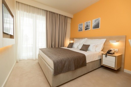 Chorvátsko Crikvenica Crikvenica 7 dňový pobyt Raňajky Vlastná July 2026 (30/07/26- 5/08/26)