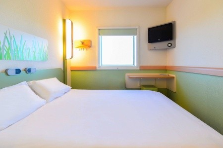 Francúzsko Paríž Ibis Budget Paris Porte D'orléans 5 dňový pobyt Raňajky Letecky Letisko: Praha January 2026 ( 1/01/26- 5/01/26)