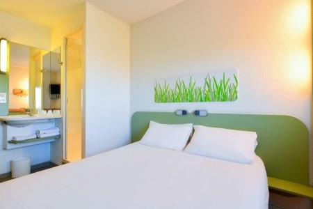 Francúzsko Paríž Ibis Budget Paris Porte D'orléans 5 dňový pobyt Raňajky Letecky Letisko: Praha January 2026 ( 1/01/26- 5/01/26)