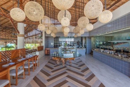 Mexiko Cancún Live Aqua Beach Resort Cancun 10 dňový pobyt All Inclusive Letecky Letisko: Praha December 2025 (21/12/25-30/12/26)