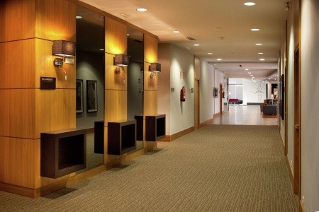 Španielsko Costa Del Sol Hilton Garden Inn Málaga 4 dňový pobyt Polpenzia Letecky Letisko: Viedeň March 2026 (10/03/26-13/03/26)