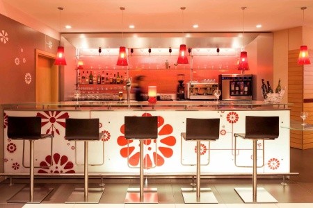 Ibis Barcelona Santa Coloma - 28