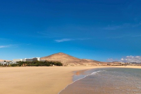 Kanárske ostrovy Fuerteventura Meliá Fuerteventura (Playa Barca) 8 dňový pobyt Polpenzia Letecky Letisko: Viedeň február 2022 (12/02/22-19/02/22)