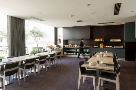 Španielsko Barcelona Vilamari 13 dňový pobyt Raňajky Letecky Letisko: Praha October 2025 (31/10/25-12/11/25)