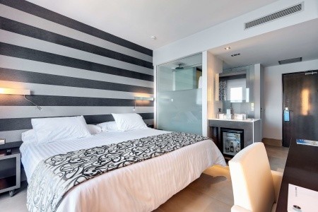 Španielsko Menorca Barceló Hamilton Menorca - Adults Only 5 dňový pobyt Polpenzia Letecky Letisko: Budapešť October 2026 ( 6/10/26-10/10/26)