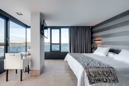 Španielsko Menorca Barceló Hamilton Menorca - Adults Only 5 dňový pobyt Polpenzia Letecky Letisko: Budapešť October 2026 ( 6/10/26-10/10/26)