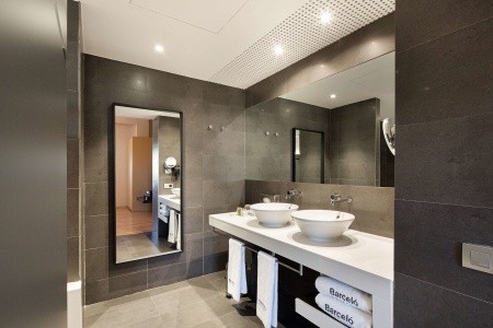 Španielsko Valencia Barcelo Valencia 7 dňový pobyt Raňajky Letecky Letisko: Praha June 2026 ( 9/06/26-15/06/26)