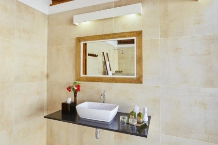 Maldivy Lhaviyani Atol Nala Maldives By Jawakara	(Ex.