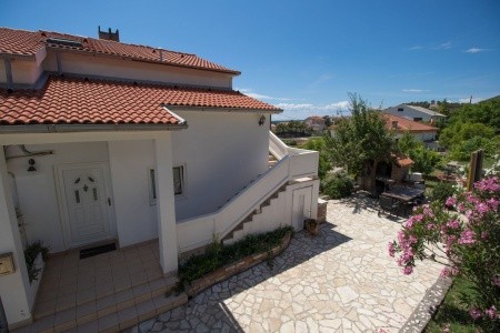 Rab levně - Apartmány 1355-3387