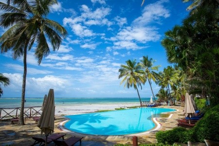 Mombasa letecky z Mnichova - Voyager Beach Resort