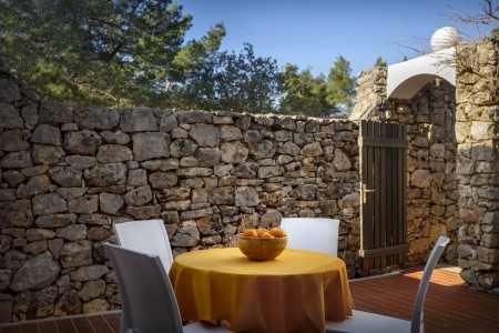 Chorvátsko Hvar Valamar Trim Sunny Apartments 12 dňový pobyt Polpenzia Letecky Letisko: Praha August 2025 (20/08/25-31/08/25)