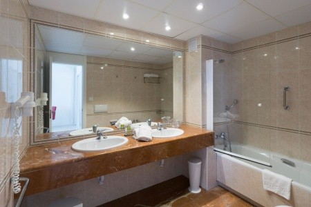 Španielsko Andalúzia Alay 5 dňový pobyt Raňajky Letecky Letisko: Ostrava June 2026 ( 6/06/26-10/06/26)