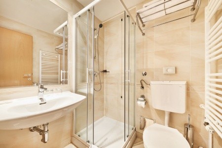 Chorvátsko Novigrad Aminess Maestral 7 dňový pobyt Polpenzia Vlastná May 2026 (30/05/26- 5/06/26)