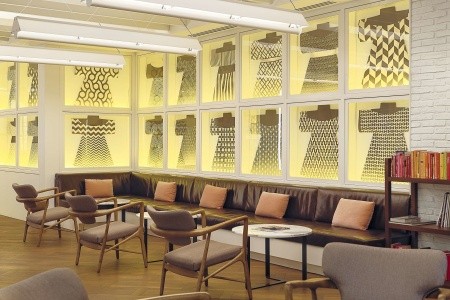 Španielsko Barcelona H10 Universitat 10 dňový pobyt Raňajky Letecky Letisko: Praha October 2025 (12/10/25-21/10/25)