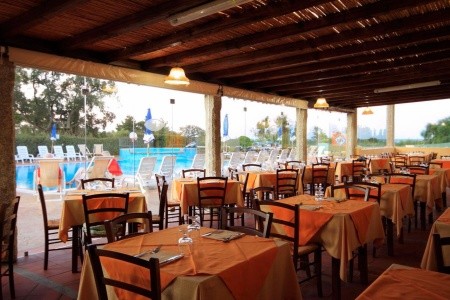 Taliansko Sardínia / Sardegna Li Suari Hotel 11 dňový pobyt Raňajky Letecky Letisko: Praha September 2025 (27/09/25- 7/10/25)