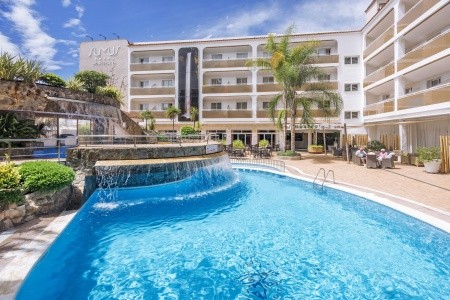 Sumus Hotel Monteplaya - Costa del Maresme s ledničkou