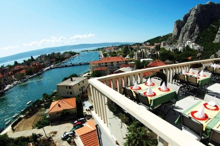 Chorvátsko Omiš Villa Rajski Dvor 11 dňový pobyt Raňajky Letecky Letisko: Praha October 2025 ( 2/10/25-12/10/25)