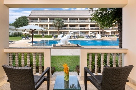 Thajsko Phuket Centara Kata Phuket 9 dňový pobyt Raňajky Letecky Letisko: Praha December 2026 (31/12/26- 8/01/27)