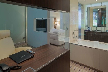 Nemecko Berlín Park Inn by Radisson Berlin Alexanderplatz 8 dňový pobyt Polpenzia Vlastná January 2026 (25/01/26- 1/02/26)