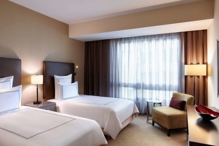 Spojené arabské emiráty Dubaj Swissotel Living Al Ghurair 5 dňový pobyt Raňajky Letecky Letisko: Praha June 2026 (29/06/26- 3/07/26)