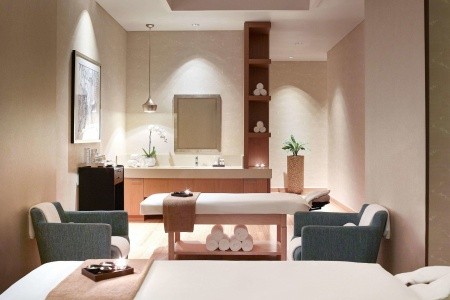 Spojené arabské emiráty Dubaj Swissotel Living Al Ghurair 5 dňový pobyt Raňajky Letecky Letisko: Praha June 2026 (29/06/26- 3/07/26)