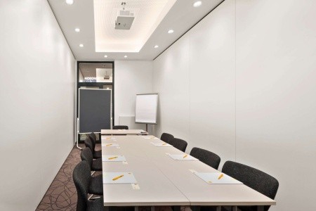 Super 8 by Wyndham Munich City North - 25