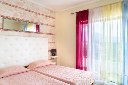 Grécko Korfu Victoria Hill 16 dňový pobyt Raňajky Letecky Letisko: Praha July 2026 (14/07/26-29/07/26)